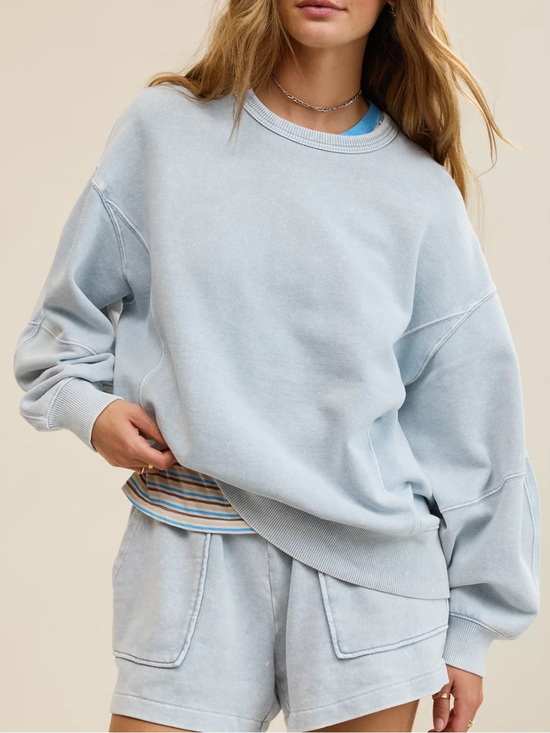 aerie Tops - NWT Aerie Go-To Sweatshirt in Cloud Wash